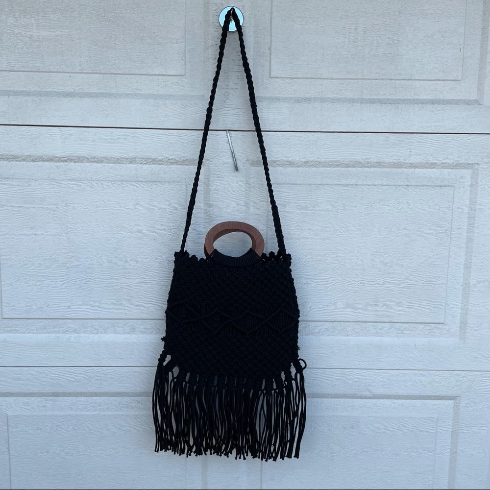 Nwt Danielle Nicole Macram Black Bag Fringe Boho - image 4